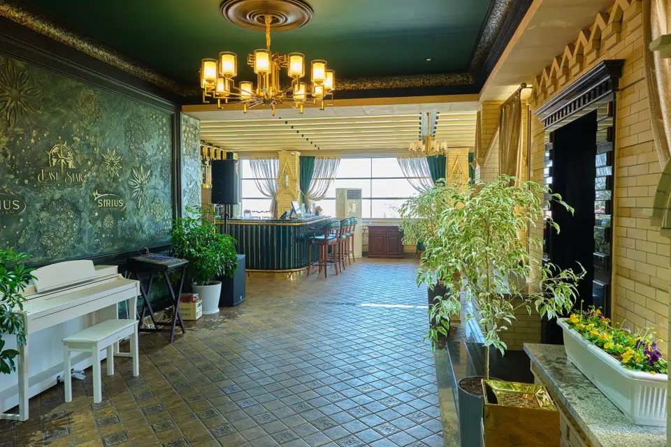 Gallery image